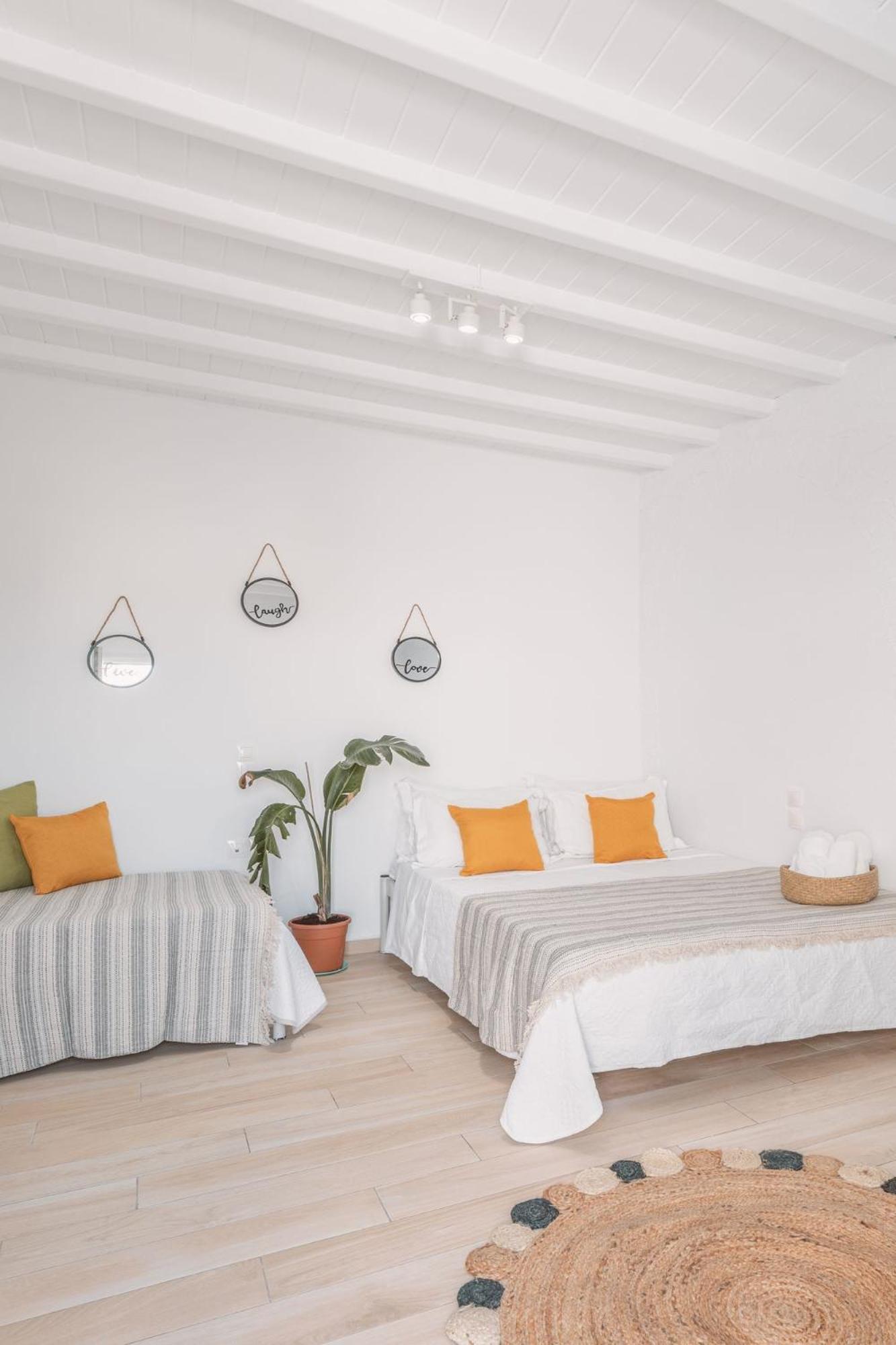 Dibellee Mykonos Aparthotel 3*