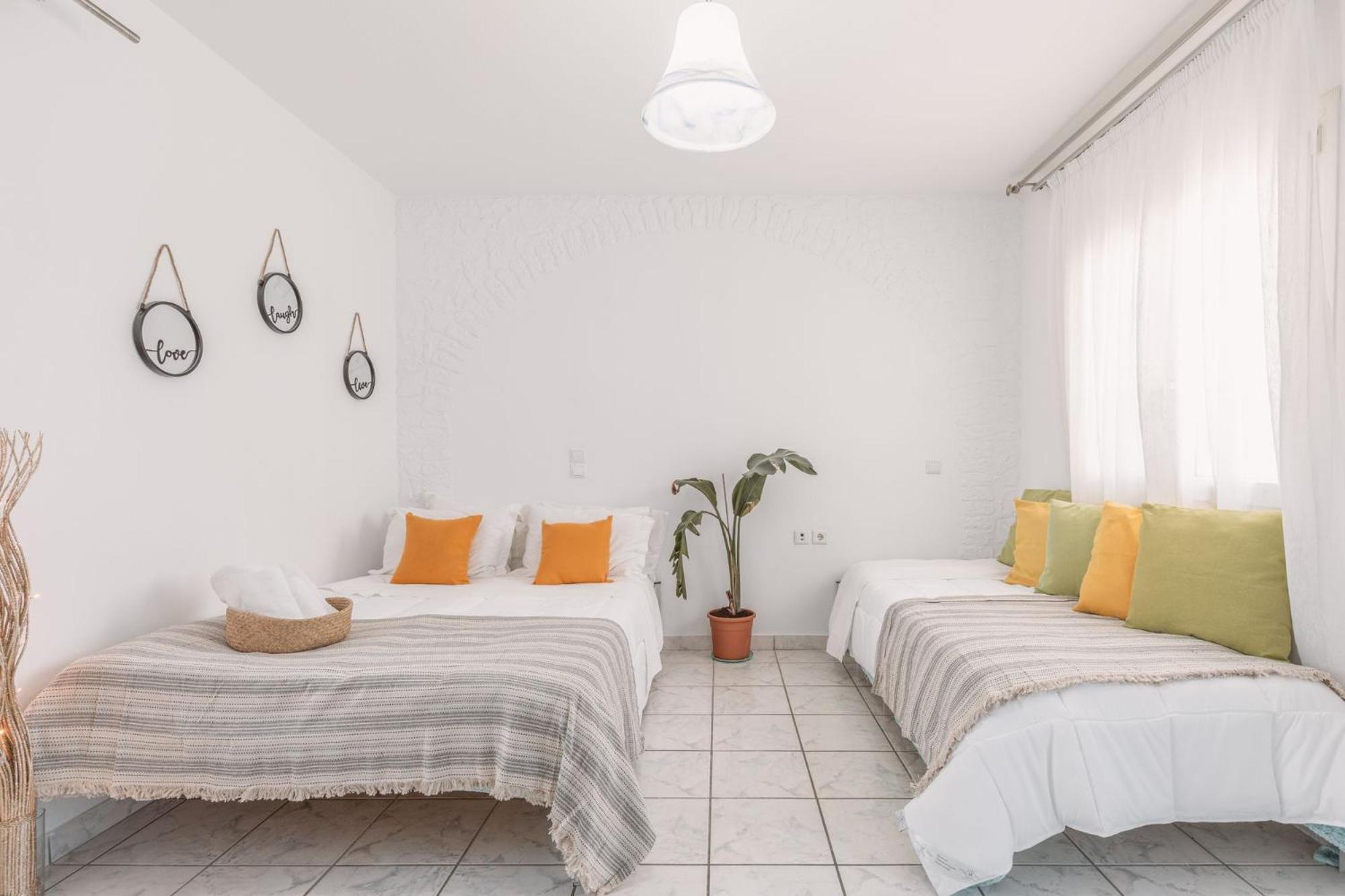 Dibellee Mykonos Aparthotel 3*