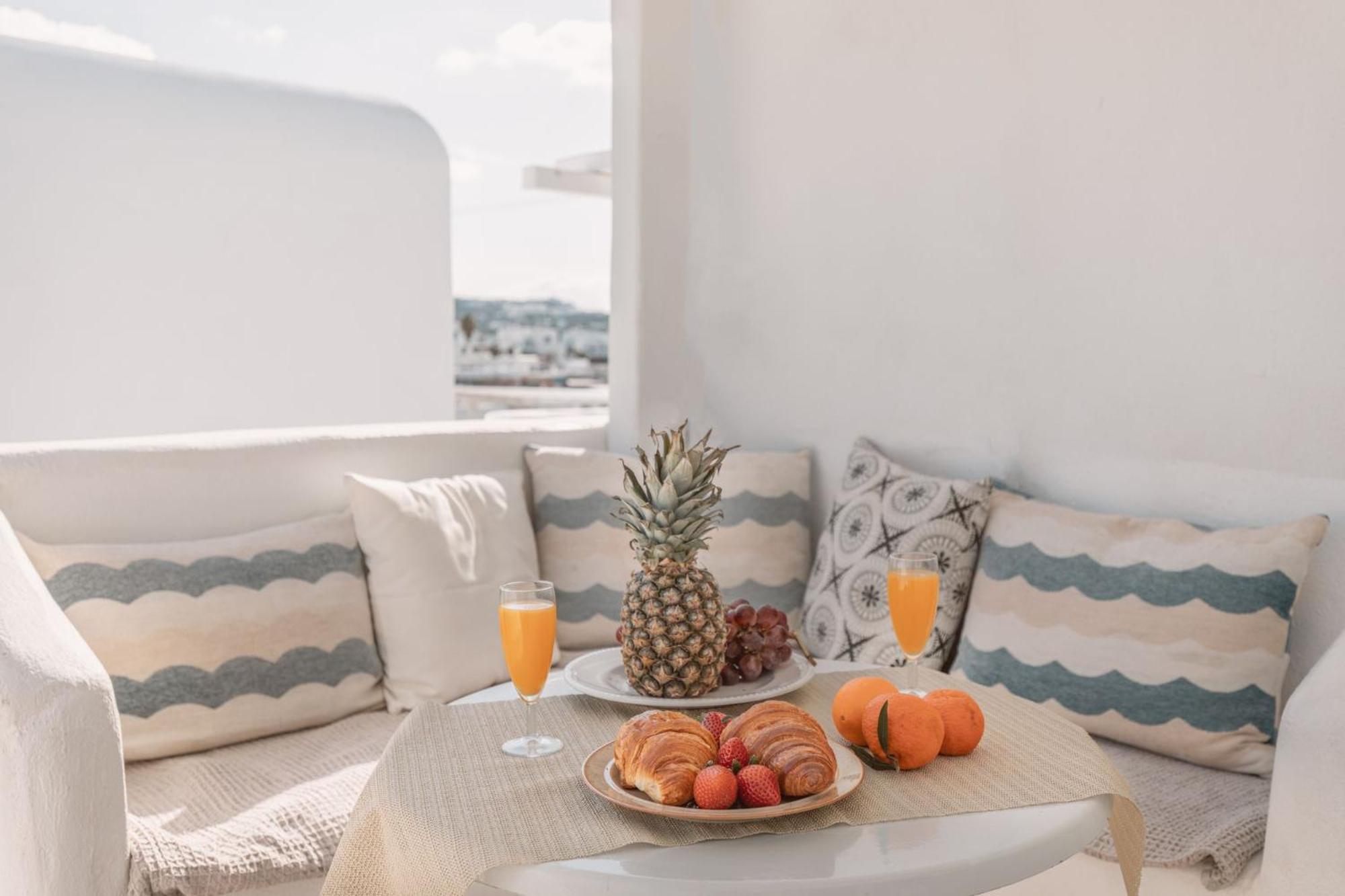 Dibellee Mykonos